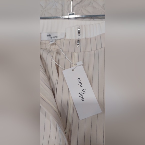 Elegant Cream Striped Women's Wide Leg Pants - Picture 8 of 9